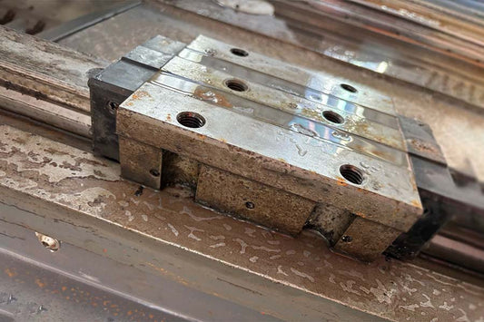 Reasons And Solutions For Rusting Of Linear Guides